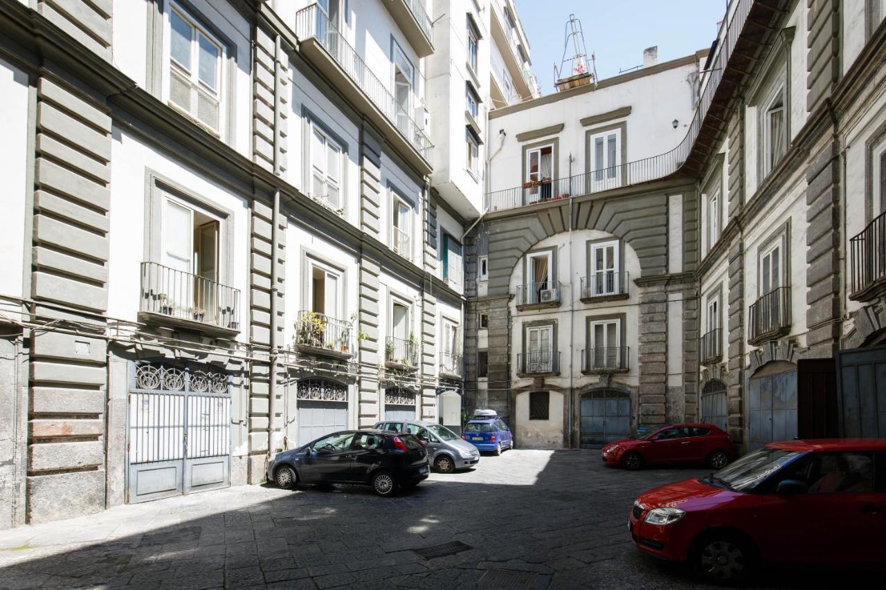 Domus Sansevero Naples Exterior photo